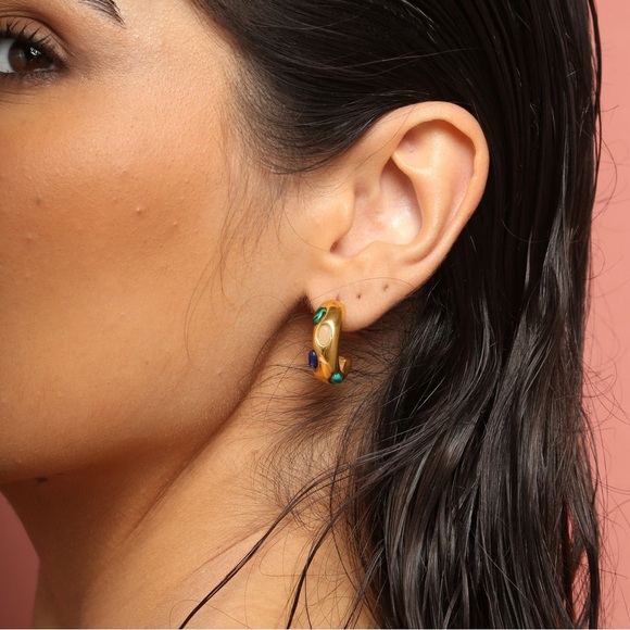 NEW💎18K Gold Plated Hoop Earrings*Chunky Hoop* - Picture 6 of 8